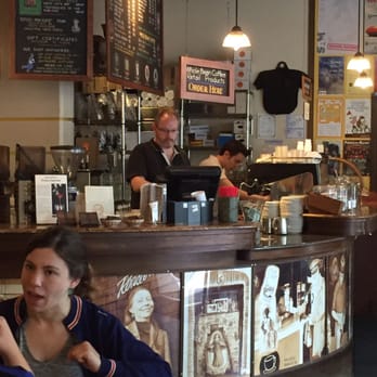 Espresso Vivace Roasteria - The origin place for latte art, satisfied with taste of latte and T-shirt - Coffee & Tea Near Me - Seattle, Washington