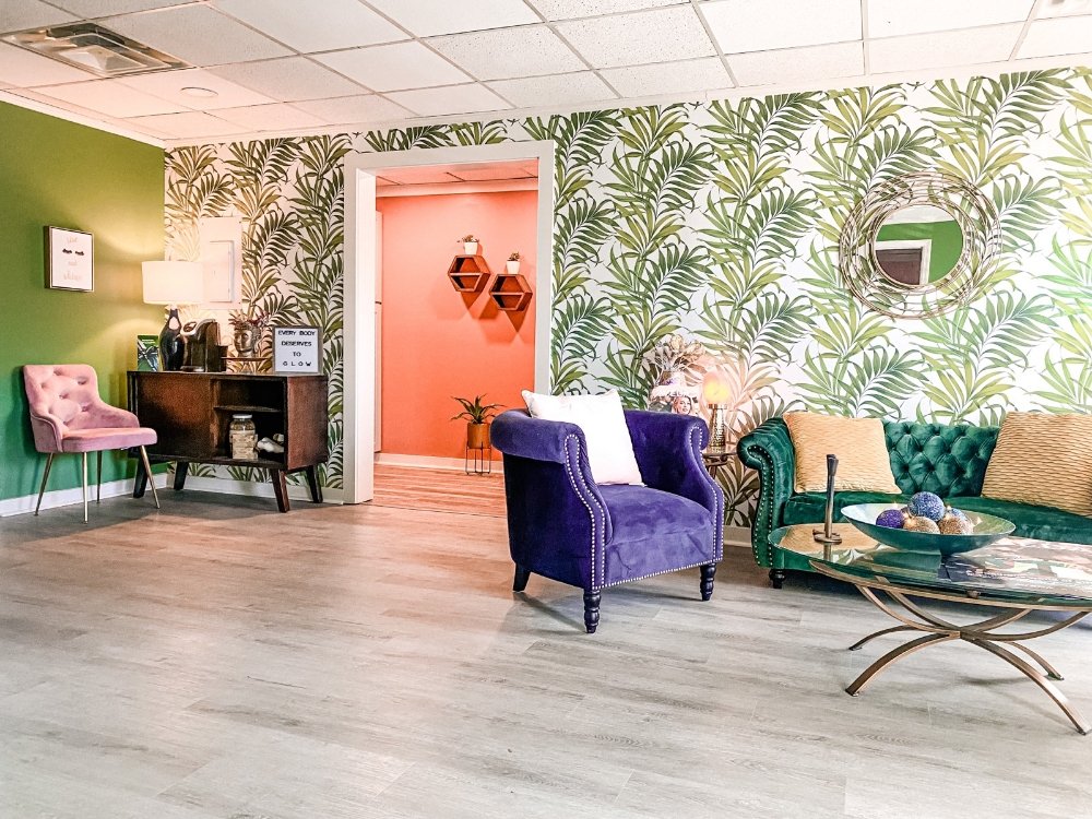 Pleasant View Skincare Logo