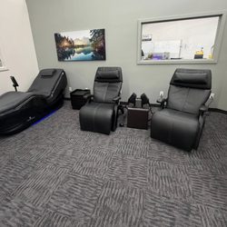 Northgate Health Club - Recovery Suite - Hydromassage Lounger and zero-gravity recliners for compression therapy