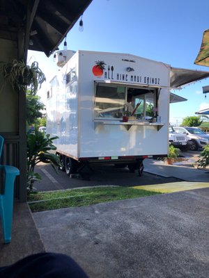 All Kine Maui Grindz by null