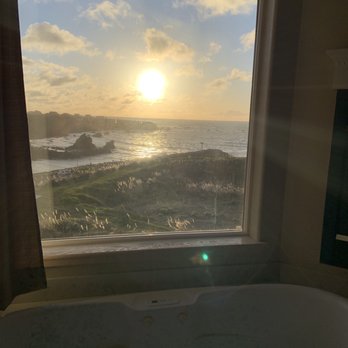 North Cliff Hotel - View from tub - Hotels Near Me - Fort Bragg, California