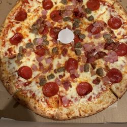 Munchies Grill - Meatlovers Pizza