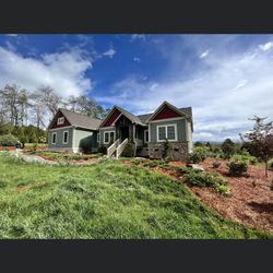Walnut Cove - Sod & Pineneedles Installl