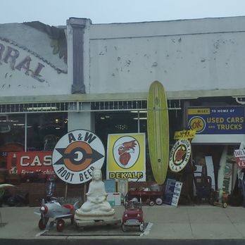 Antique Corral - Antiques Near Me - Redondo Beach, California