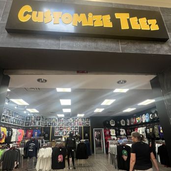 Customize Teez - Enter at Books a Million and make a right. They'll be on your right. - Screen Printing/T-Shirt Printing Near Me - Nashville, Tennessee