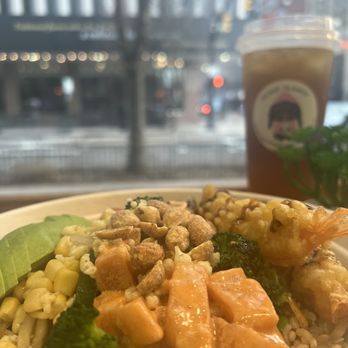 Poke Bunny - Make your own rice bowl - Poke Near Me - Columbus, Ohio Poke Bunny - Make your own rice bowl - Poke Near Me - Columbus, Ohio