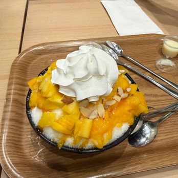 Jejubing Dessert Cafe - Desserts Near Me - Honolulu, Hawaii Jejubing Dessert Cafe - Desserts Near Me - Honolulu, Hawaii