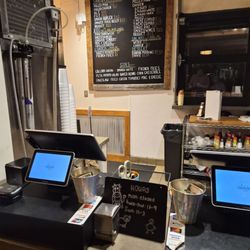 Creekside BBQ - Front in store