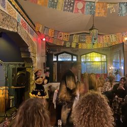 Peña Pachamama - Live dancing performances