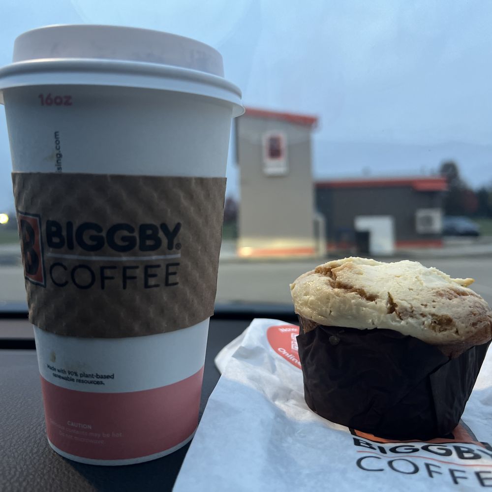 Biggby Coffee - PSL and Pumpkin Muffin - Coffee & Tea Near Me - Lewis Center, Ohio Biggby Coffee - PSL and Pumpkin Muffin - Coffee & Tea Near Me - Lewis Center, Ohio