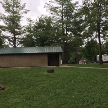 Dog Creek Campground - Despite what other online reviews say, there is a bathhouse that had showers - Recreation Centers Near Me - Cub Run, Kentucky