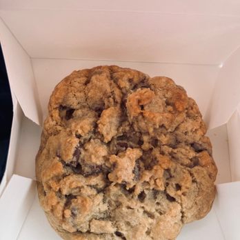 Crumbl - Attleboro - Bakeries Near Me - Attleboro, Massachusetts