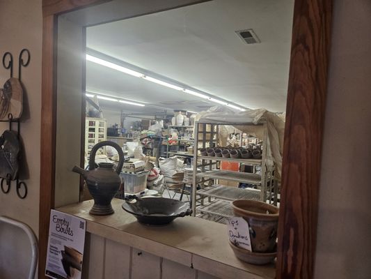 Dirtworks Pottery by null