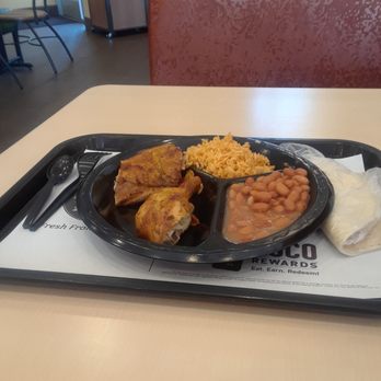 El Pollo Loco - El pollo loco has the abest chicken every time I come the chicken is always so juicy! Not to mention the avocado salsa has the best flavor! - Mexican Near Me - Vacaville, California El Pollo Loco - El pollo loco has the abest chicken every time I come the chicken is always so juicy! Not to mention the avocado salsa has the best flavor! - Mexican Near Me - Vacaville, California