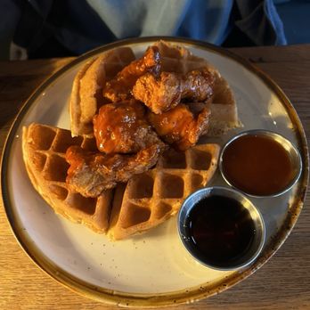 Park Tavern - Chicken and waffles - American Near Me - Severna Park, Maryland Park Tavern - Chicken and waffles - American Near Me - Severna Park, Maryland