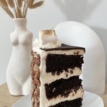 Gideon's Bakehouse - Rocky road - Bakeries Near Me - Orlando, Florida
