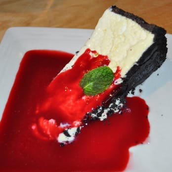 Simon Pearce - White Chocolate Mousse Cake - New American Near Me - Quechee, Vermont Simon Pearce - White Chocolate Mousse Cake - New American Near Me - Quechee, Vermont