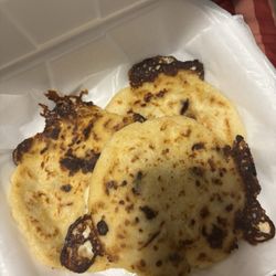El Pulgarcito Restaurante Salvadoreño - Steak and cheese pupusas