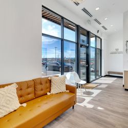 Creekside Premier Dental- Dentist Thornton