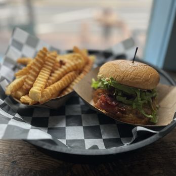 Al's Burger Shack - Mookie minus the blue cheese add lettuce and bacon Crinkle Cut Fries without rosemary - Burgers Near Me - Chapel Hill, North Carolina Al's Burger Shack - Mookie minus the blue cheese add lettuce and bacon Crinkle Cut Fries without rosemary - Burgers Near Me - Chapel Hill, North Carolina