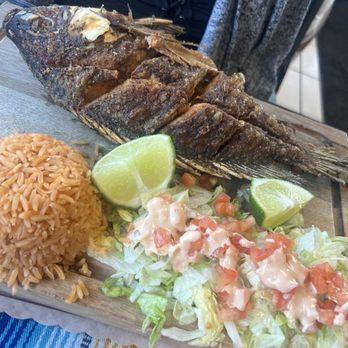 Mariscos Corona - Mexican Near Me - Van Nuys, California