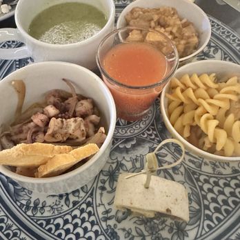 Sheraton Lisboa Hotel & Spa - Happy hour tapas...delicious!!!! - Hotels Near Me - Lisbon, 11