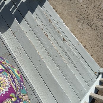 Beachliner Hotel - Unsafe main steps - Hotels Near Me - Ocean Grove, New Jersey