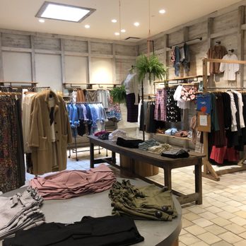 Anthropologie - Women's Clothing Near Me - Honolulu, Hawaii Anthropologie - Women's Clothing Near Me - Honolulu, Hawaii