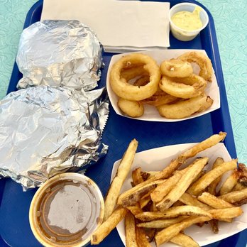 Daly's Flame Broiled Burgers - Fries, onion, rings, side of chili - Burgers Near Me - Seminole, Florida Daly's Flame Broiled Burgers - Fries, onion, rings, side of chili - Burgers Near Me - Seminole, Florida
