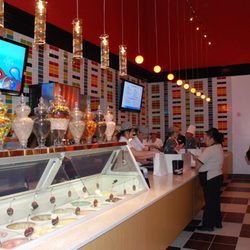 Lique Ice Cream Parlor