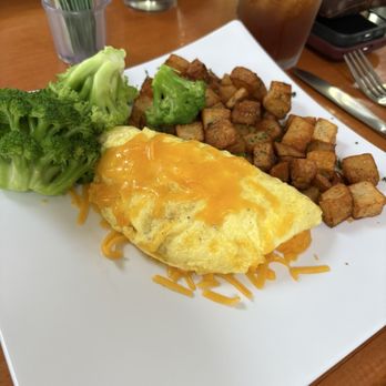 Market Street Cafe - Cheese Omelette - Cafes Near Me - Lockhart, Texas Market Street Cafe - Cheese Omelette - Cafes Near Me - Lockhart, Texas