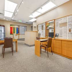 Golden Vision Clinic