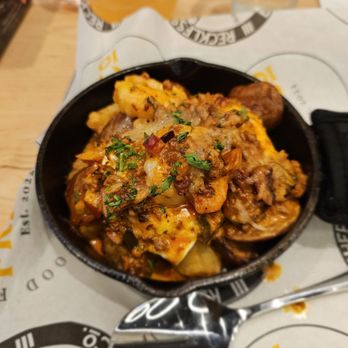 Frisco and The Reckless Shepherd - Cajun Breakfast Skillet - Brewpubs Near Me - Columbia, Maryland Frisco and The Reckless Shepherd - Cajun Breakfast Skillet - Brewpubs Near Me - Columbia, Maryland