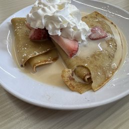 Strawberry crepes