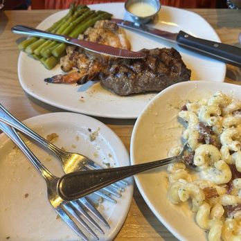 Bonefish Grill - Steak & Crab Cake - Seafood Near Me - Orland Park, Illinois