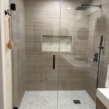 Exquisite Shower Doors - Master bathroom shower door. - Glass & Mirrors Near Me - Corona, California