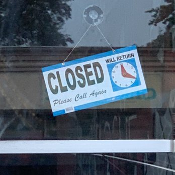 Breaking Point Homewood - Closed sign says they'll return at 4:00, but my reservation was confirmed online for 2:00pm - Arcades Near Me - Homewood, Illinois