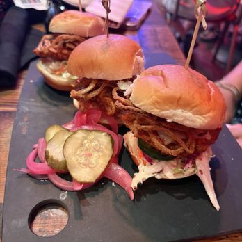 Ole Red - Chicken sliders - Southern Near Me - Las Vegas, Nevada Ole Red - Chicken sliders - Southern Near Me - Las Vegas, Nevada