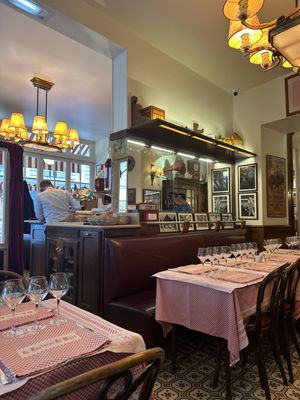 La Fontaine de Mars by null