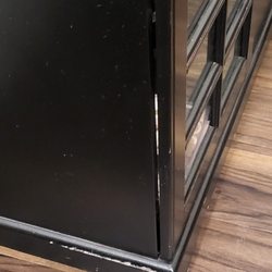 5 Star Movers - Scraped my furniture.  Did not properly secure.