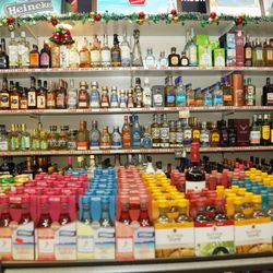 Woodlawn Liquors