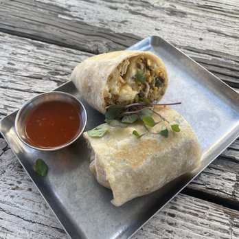 Blueys Kitchen - Breakfast burrito - Cafes Near Me - Santa Monica, California