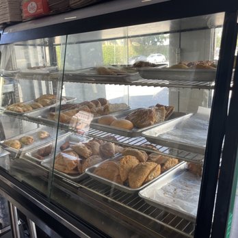 Las Olas Cafe - Empanadas - Cuban Near Me - Miami Beach, Florida