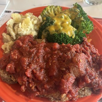 Barnaby’s Cafe - Meatloaf with mash potatoes and broccoli. I always add the cheese on the broccoli for extra deliciousness. - American Near Me - Houston, Texas