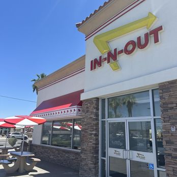 In-N-Out Burger - Burgers Near Me - El Centro, California In-N-Out Burger - Burgers Near Me - El Centro, California