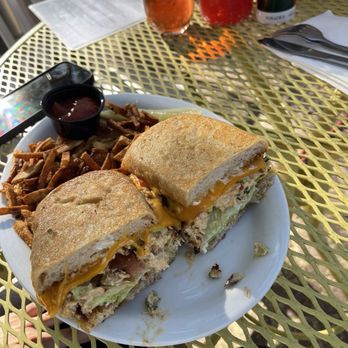 Welcome Diner - Chicken melt sandwich (recommended) - Diners Near Me - Phoenix, Arizona