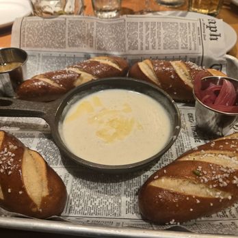 Jackdaw - Celtic Pub Pretzels - New American Near Me - Aurora, Colorado
