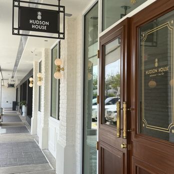 Hudson House - The entrance - Seafood Near Me - Houston, Texas Hudson House - The entrance - Seafood Near Me - Houston, Texas