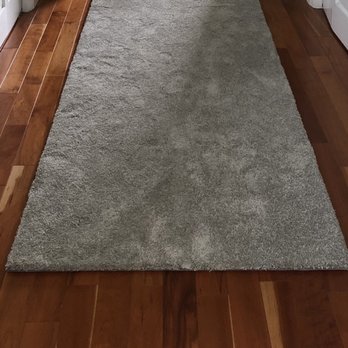 Boston Bargain Outlet - 3x8 for the closet area. Thick pile. Soft on feet and not cheap feeling. - Rugs Near Me - Walpole, Massachusetts