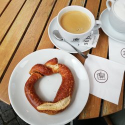 BrotHaus - Samba-Breze und Kaffee